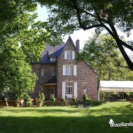 La Maison Rouge Broceliande Montauban-de-Bretagne Bagian luar foto