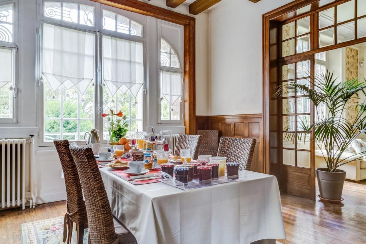 La Maison Rouge Broceliande Montauban-de-Bretagne Bagian luar foto