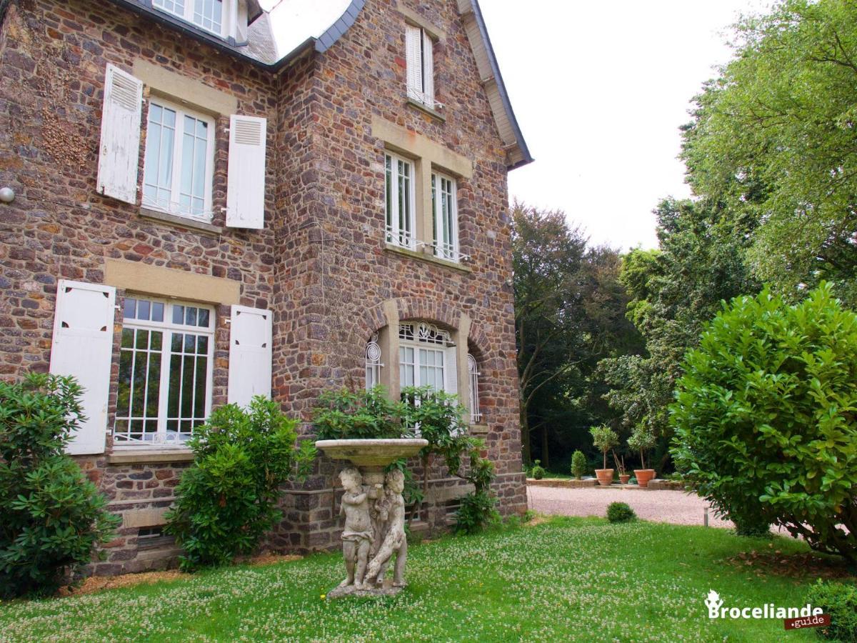 La Maison Rouge Broceliande Montauban-de-Bretagne Bagian luar foto
