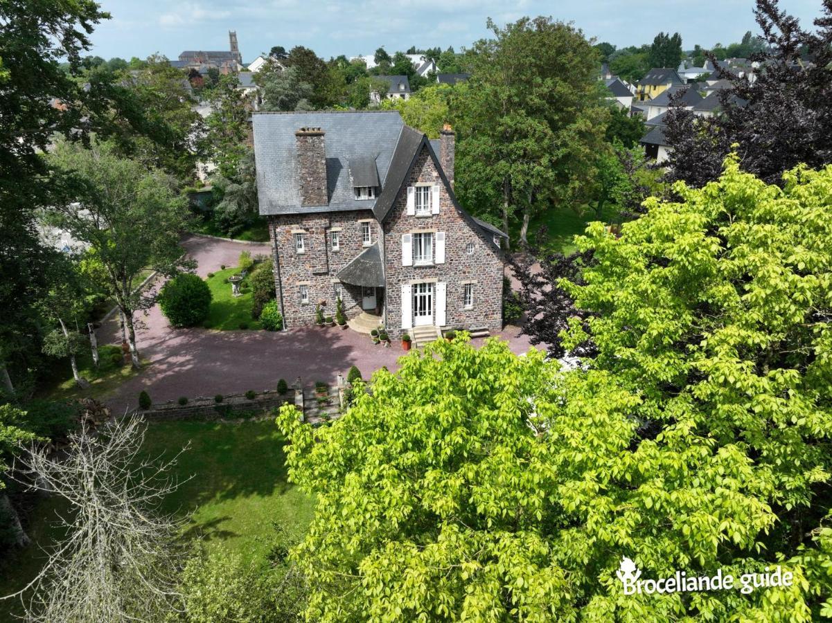 La Maison Rouge Broceliande Montauban-de-Bretagne Bagian luar foto